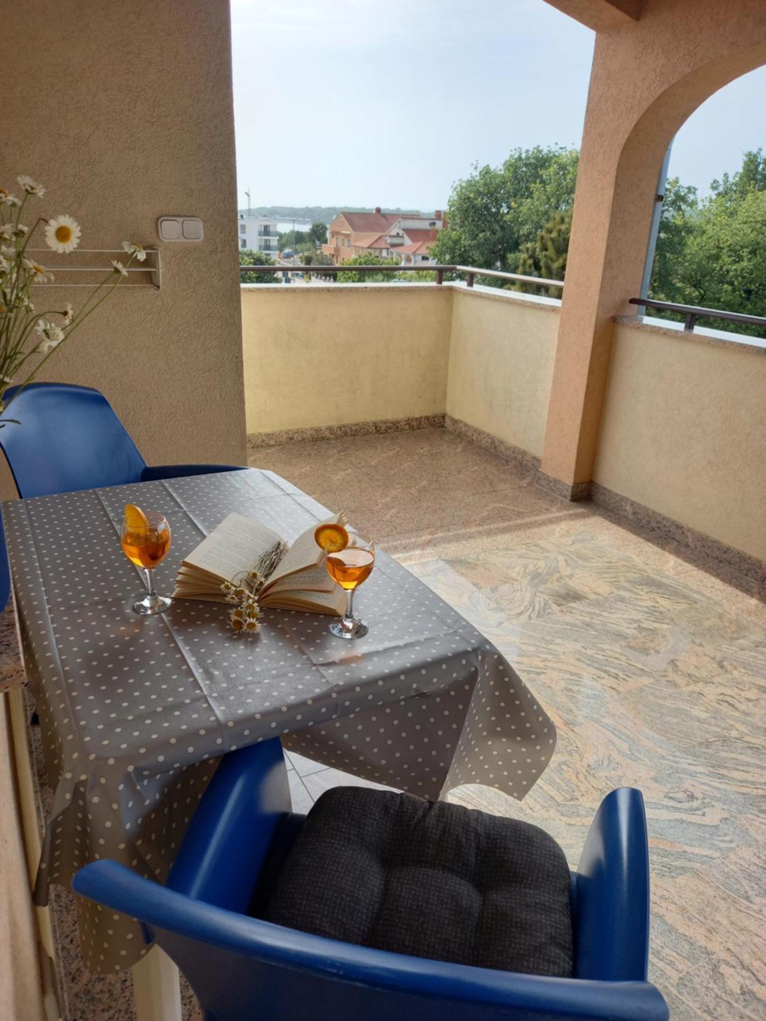 פורץ Apartments Ritosa מראה חיצוני תמונה