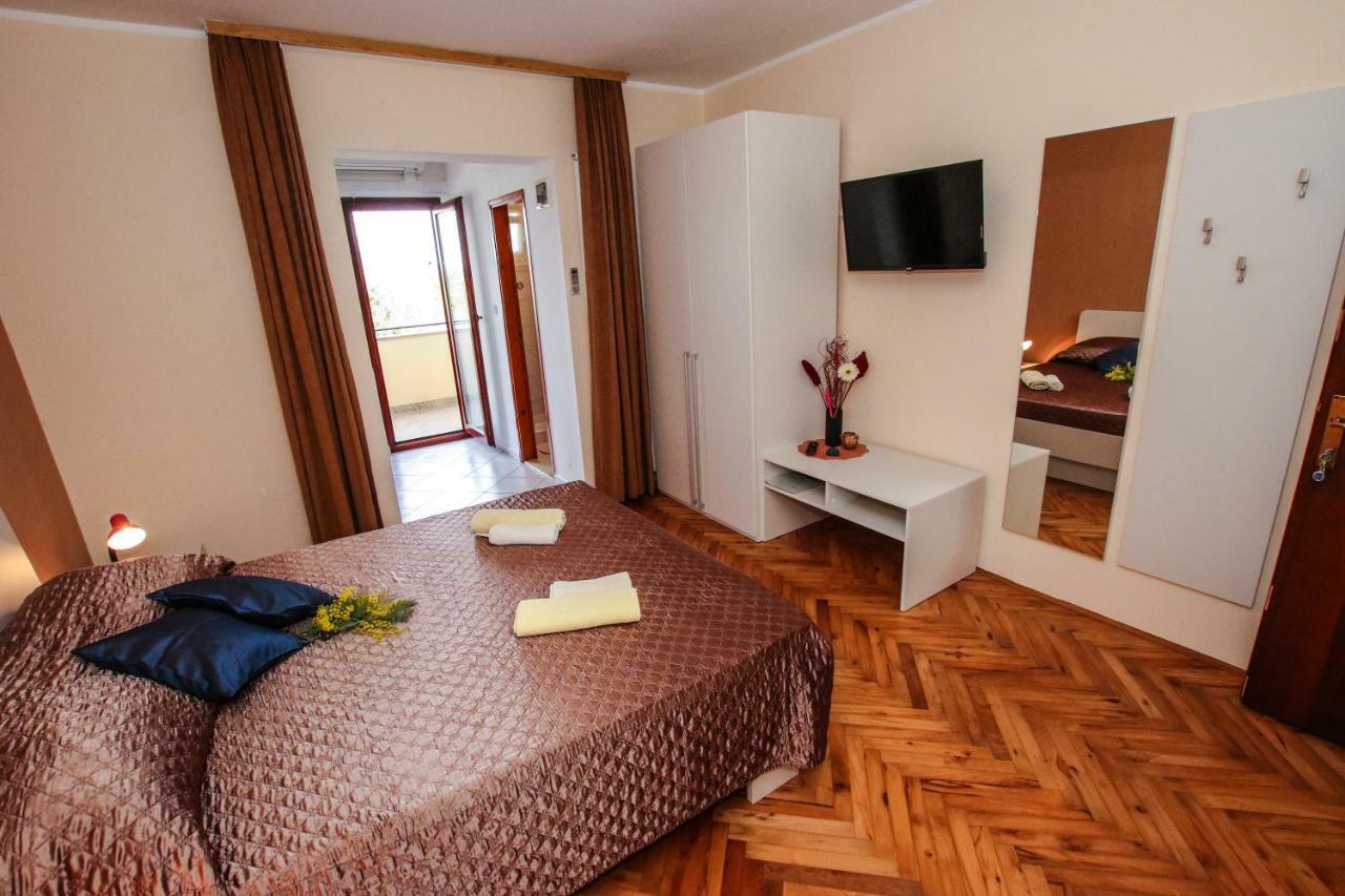 פורץ Apartments Ritosa מראה חיצוני תמונה
