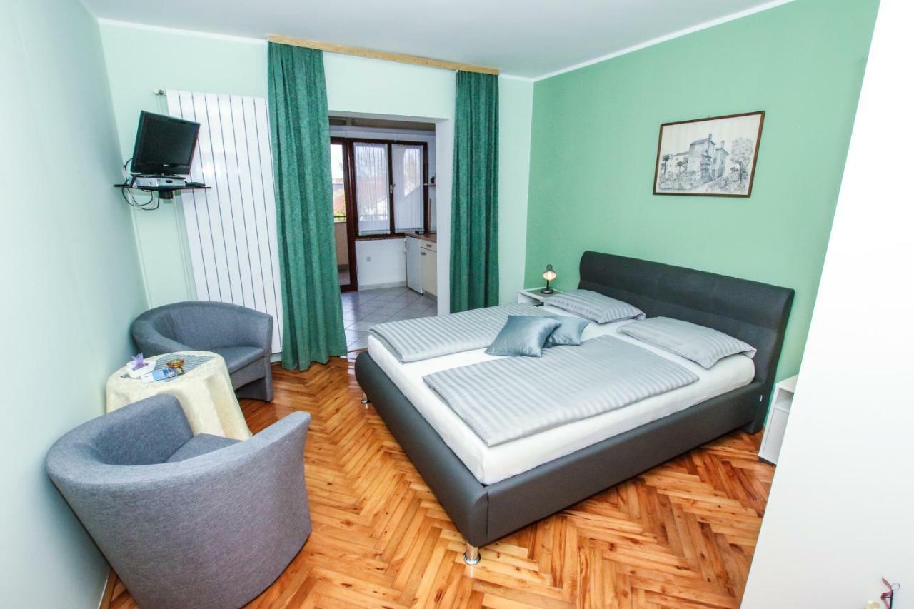 פורץ Apartments Ritosa מראה חיצוני תמונה
