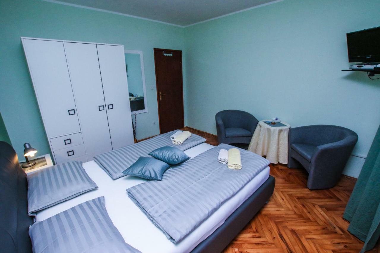 פורץ Apartments Ritosa מראה חיצוני תמונה