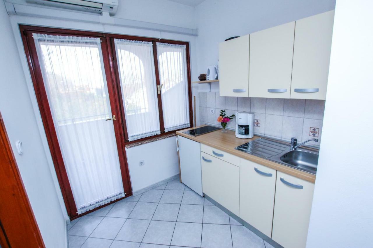 פורץ Apartments Ritosa מראה חיצוני תמונה